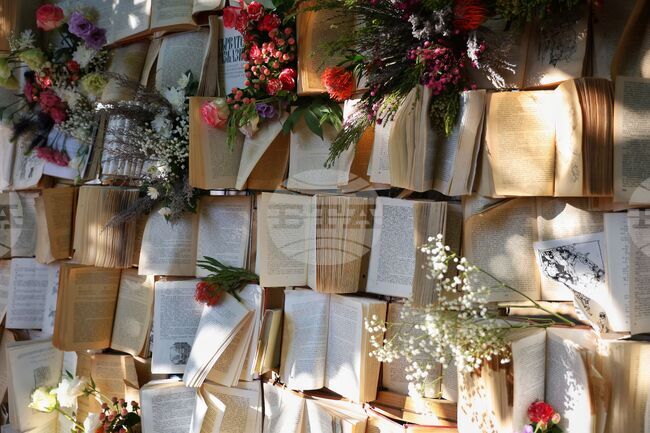 Гимназисти от Българското училище в Годалминг, Великобритания, учиха за употребата на бъдещите времена в българския език