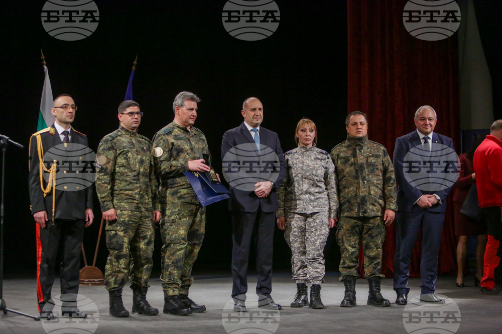 Пожарникар на годината - награди