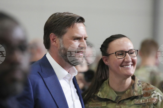 Mисията на Тръмп е да възстанови мира в Европа, твърди Джей Ди Ванс 