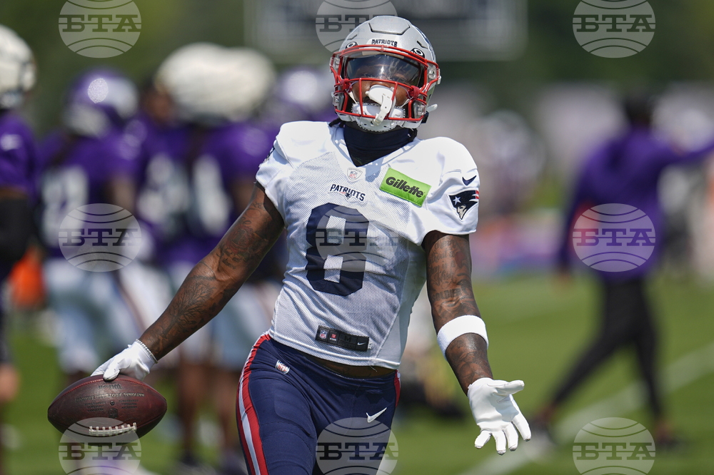 Vikings Patriots Football