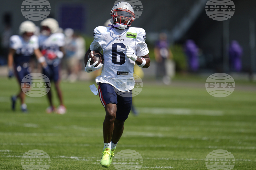 Vikings Patriots Football