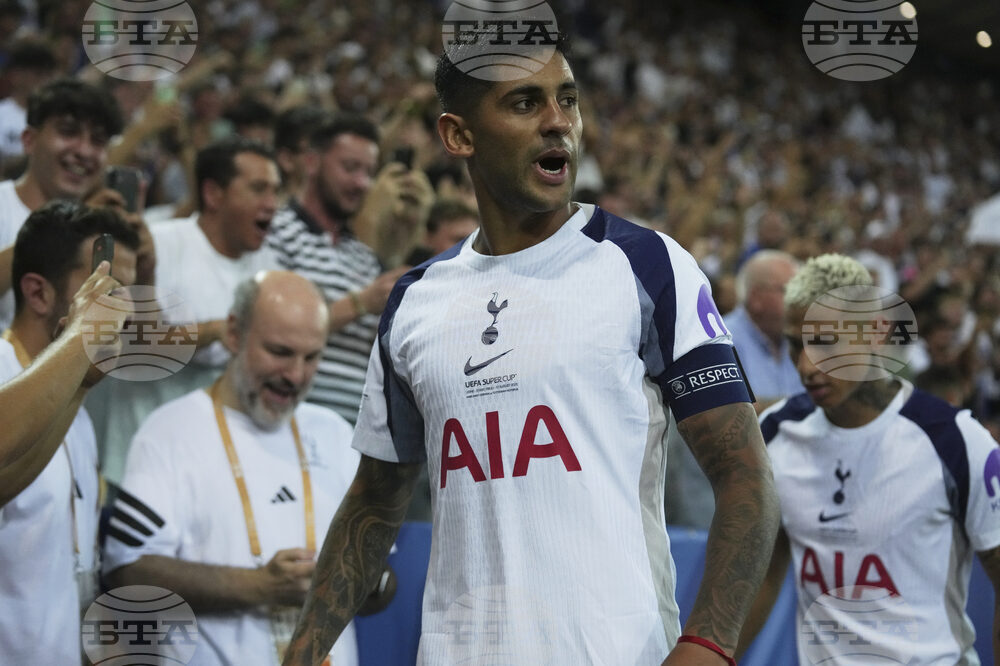 Защитникът Кристиан Ромеро е възстановен и може да играе срещу Челси, потвърди мениджърът на Тотнъм Томас Франк