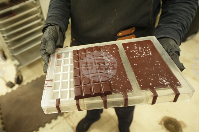 „Коктейл“ от бактерии и гъби определя вкуса на шоколада, сочи проучване