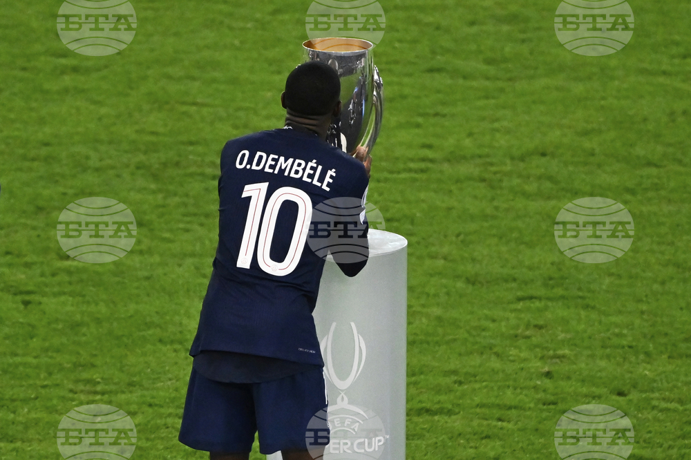 В Пари Сен Жермен са недоволни от треньорския щаб на Франция заради контузията на Усман Дембеле