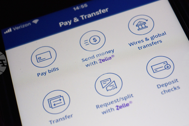 Банка в Хърватия беше глобена с милион и половина евро за незаконно събиране на лични данни чрез приложение за мобилно банкиране