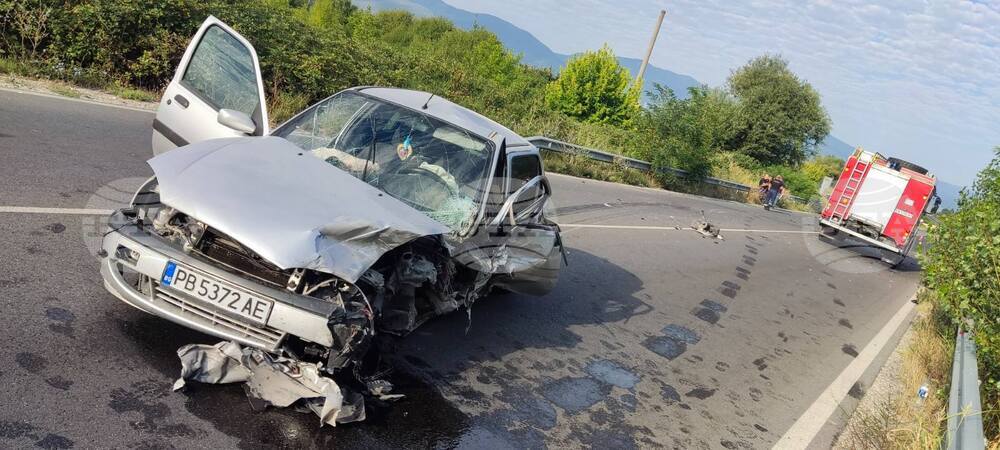 Един човек е загинал в катастрофа на пътя между селата Звъничево и Ковачево