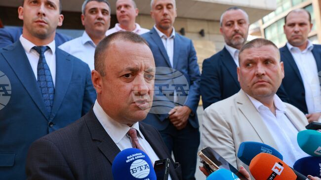 Спешните и дългосрочни мерки за справяне с безводието в Плевен са ясни и разпределени по отговорност, заявява министър Иванов