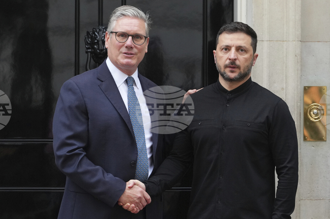 Зеленски парафира Споразумението за стогодишно партньорство с Великобритания