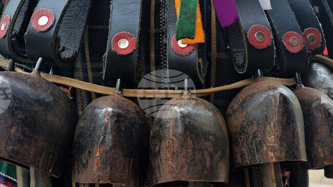 Чрез конкурс с тайно наддаване и жребий ще бъдат определени част от местата за търговска дейност в базара по време на „Кукерландия“ в Ямбол