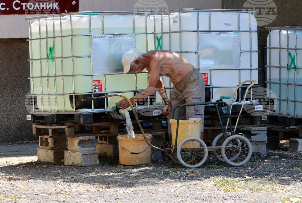 Близо 6 на сто от населението на България през 2024 г. е било на режим на водоснабдяване поради недостиг на вода, по данни на НСИ