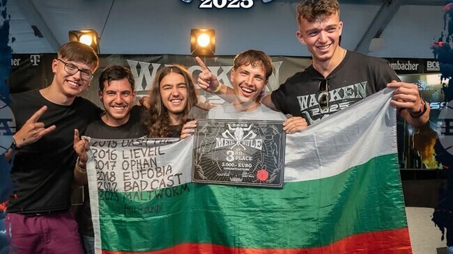 Бургаската група Hellbound е на трето място сред 30 финалисти, селектирани измежду 12 633 кандидати за Wacken Metal Battle
