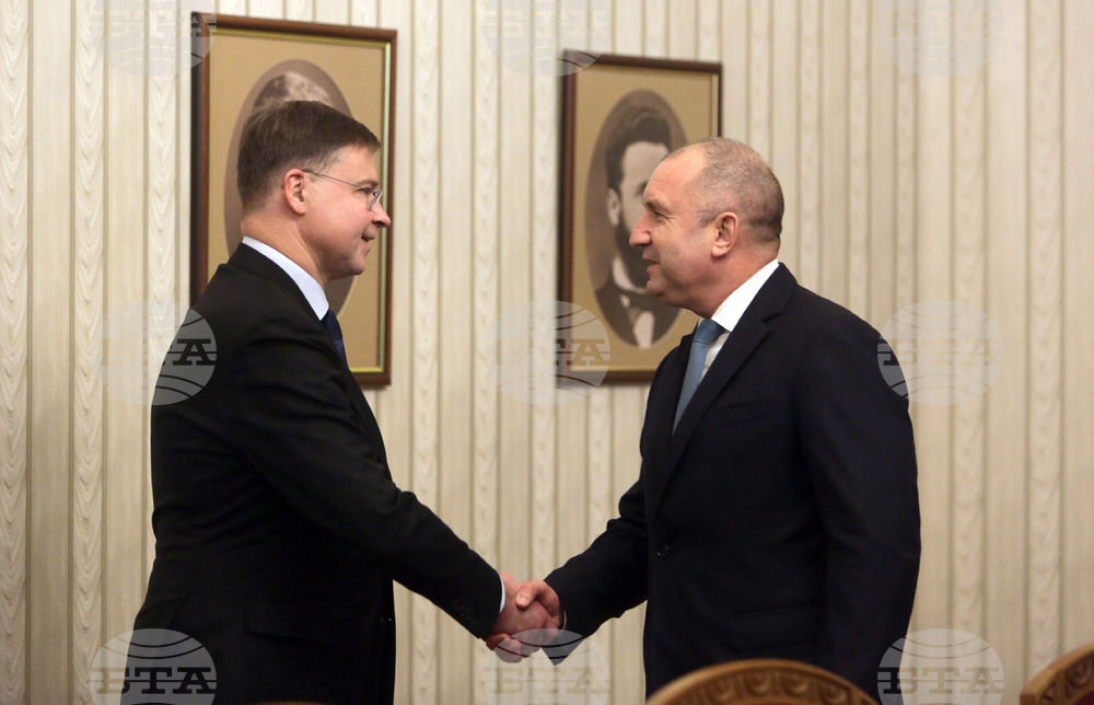 Румен Радев - Валдис Домбровскис - среща