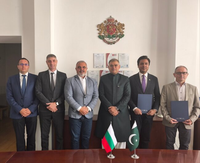 Bulgarian State Railways to Cooperate with Pakistani Company in Freight Transport 