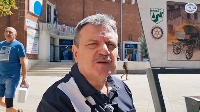 Увеличават се болните от рак на белия дроб през последните години в България, затова профилактиката е важна, каза д-р Александър Симидчиев