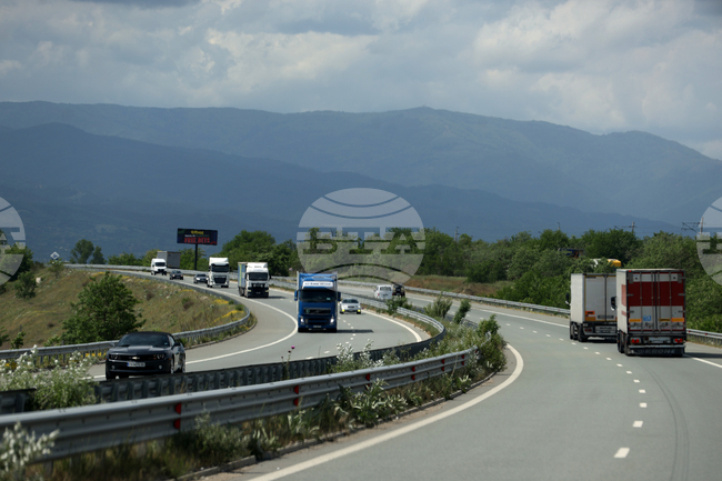 От утре до 17 октомври се променя организацията на движение по автомагистрала "Струма" в област Кюстендил