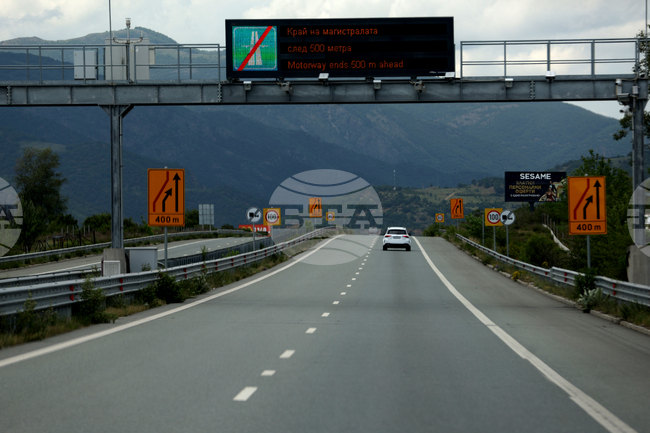 От днес до 10 февруари ще бъде затруднено движението в участък от магистрала „Струма“ в област Перник