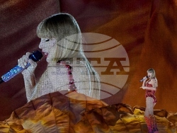 Taylor Swift-Good for Business