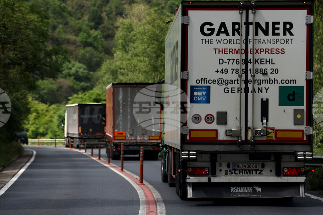 Възстановено е движението при 140-и км на АМ „Струма“ в посока София