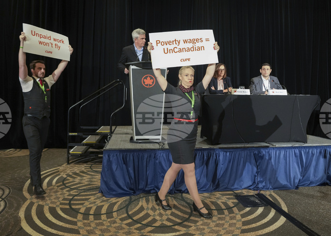 "Еър Канада" отменя повечето от днешните 700 полета заради стачка 