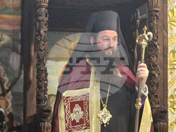 Троянски манастир - чин на опело Богородично - освещаване тъкана икона