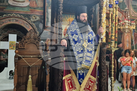 Троянски манастир - чин на опело Богородично - освещаване тъкана икона