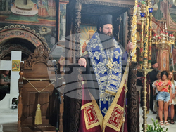 Троянски манастир - чин на опело Богородично - освещаване тъкана икона