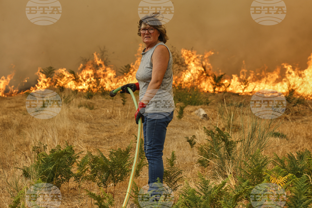APTOPIX Spain Fires