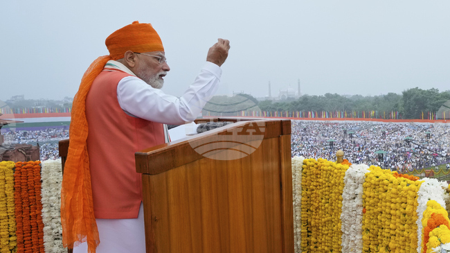  Индия планира данъчна реформа и намаление на ДДС върху стоките и услугите до празника Дивали