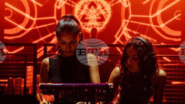 Лондонското дуо Сана и Сеариш Маликс идва за първи път у нас