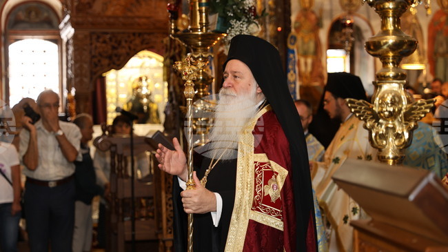  Отнесете навсякъде Божията благодат и молитвите на Пресветата Богородица, каза пред миряните Величкият епископ Сионий