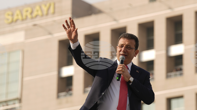 Имамоглу определи обвинителния акт, с който турската прокуратура иска до близо 2400 години затвор за него, като „позор“