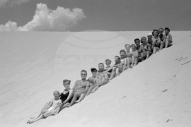 Лятно настроение в Несебър през 1953 година