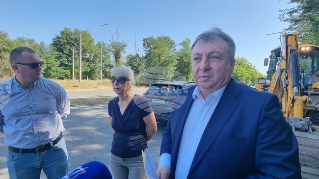 Започнаха ремонти на две от най-натоварените пътни артерии в Шумен – ул. „Университетска“ и бул. „Симеон Велики“ 