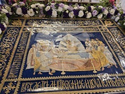 Пловдив - Успение Богородично - Архиерейска света литургия