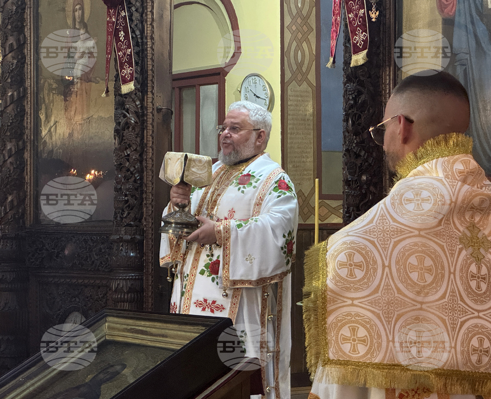 Казанлък - храм „Успение Богородично“ - празник