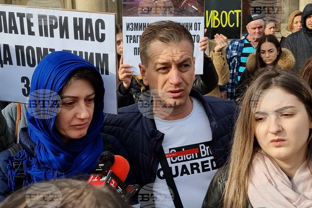Русе - протест - разследване срещу обвинени за катастрофа