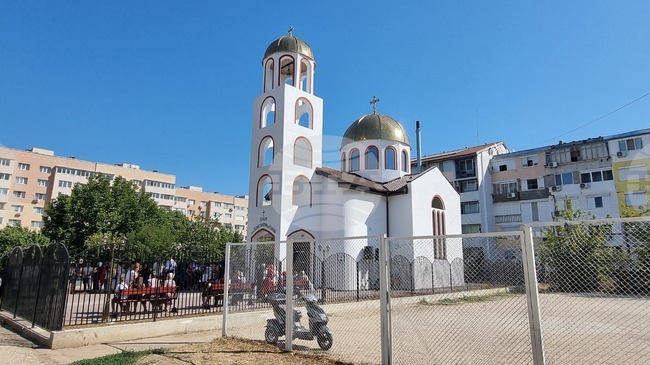 Нов православен храм бе осветен днес в силистренското село Айдемир