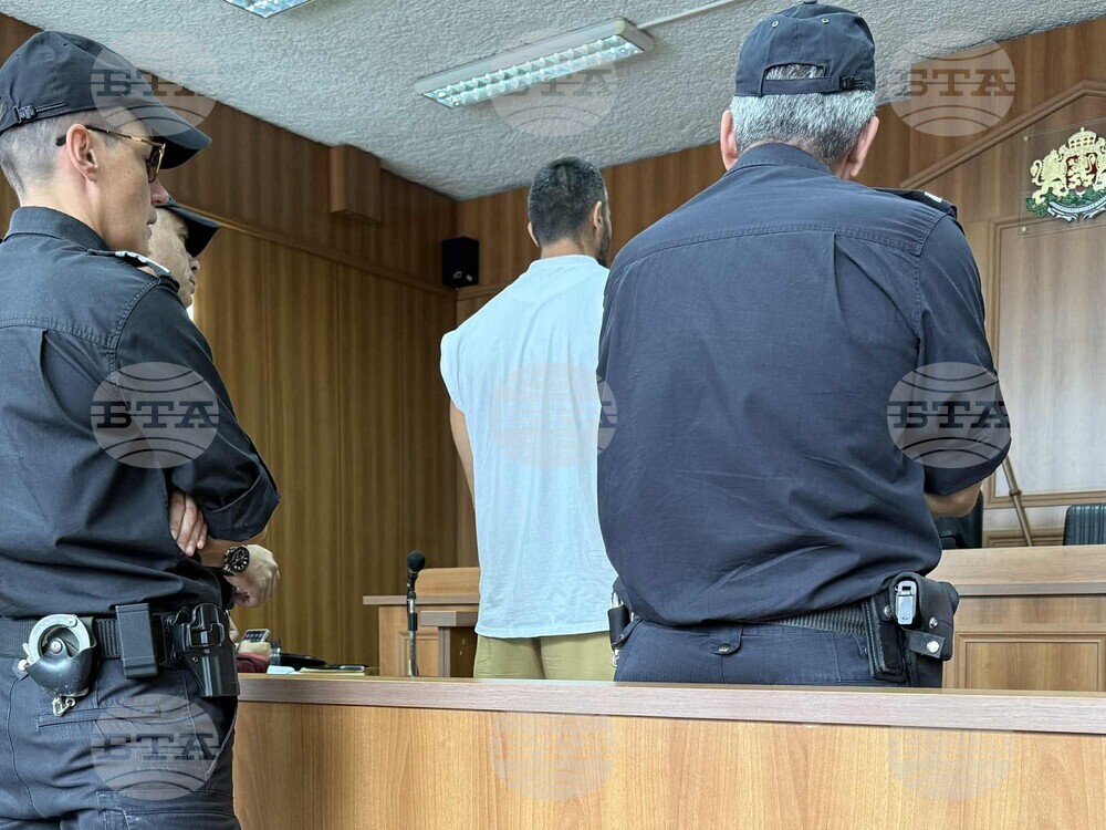 Пловдивският окръжен съд остави в ареста участник в организираната престъпна група за международен трафик на наркотици