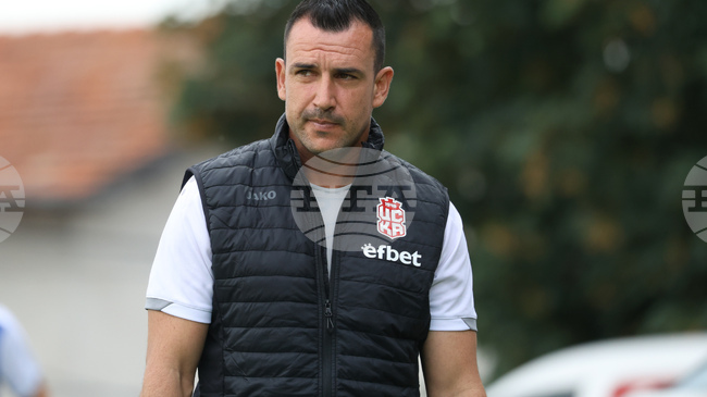 Все още сме в страхотна форма, но не сме концентрирани пред гола, каза наставникът на ЦСКА 1948 Иван Стоянов