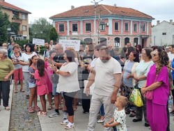 Брезник - водна криза - протест