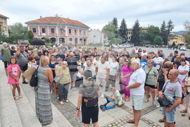 Брезник - водна криза - протест