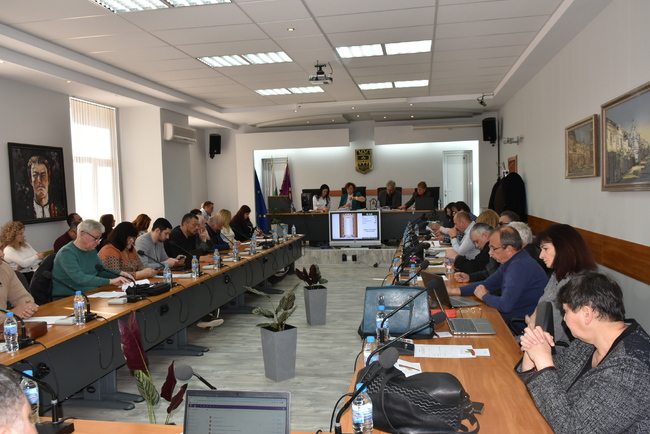 Община Ловеч: Поставят бюст-паметник на треньора по борба Васил Лишев