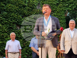 Варна - отличие - почетни граждани