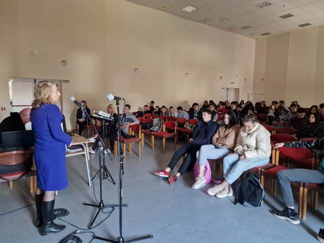 Община Ловеч: Нови подходи прилагат в Превантивно-информационния център за борба с наркотичните вещества в Ловеч