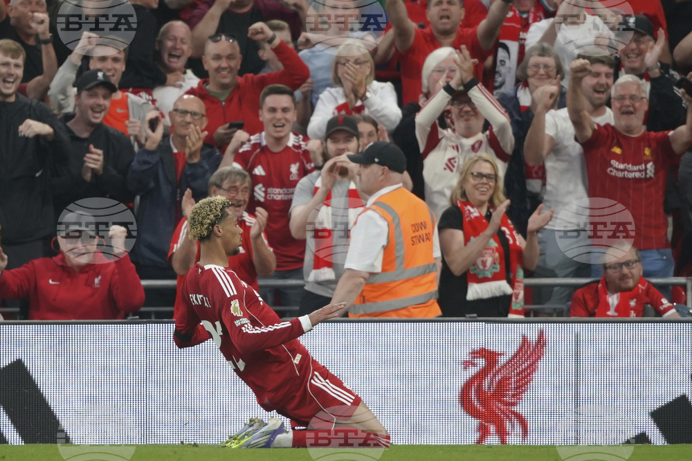 Ливърпул може да играе далеч по-добре, сигурен е Юго Екитике след победата над Борнемут