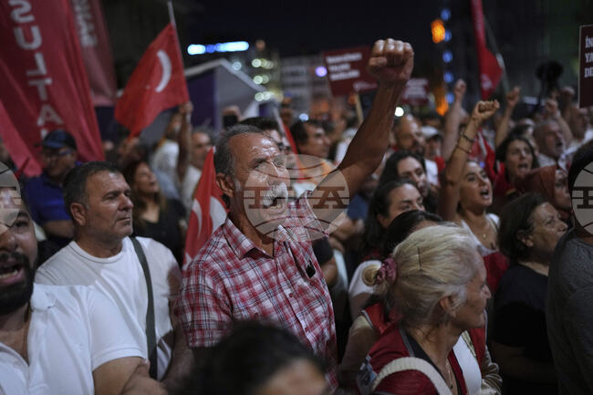 Турските власти разпоредиха нови арести на представители на опозицията