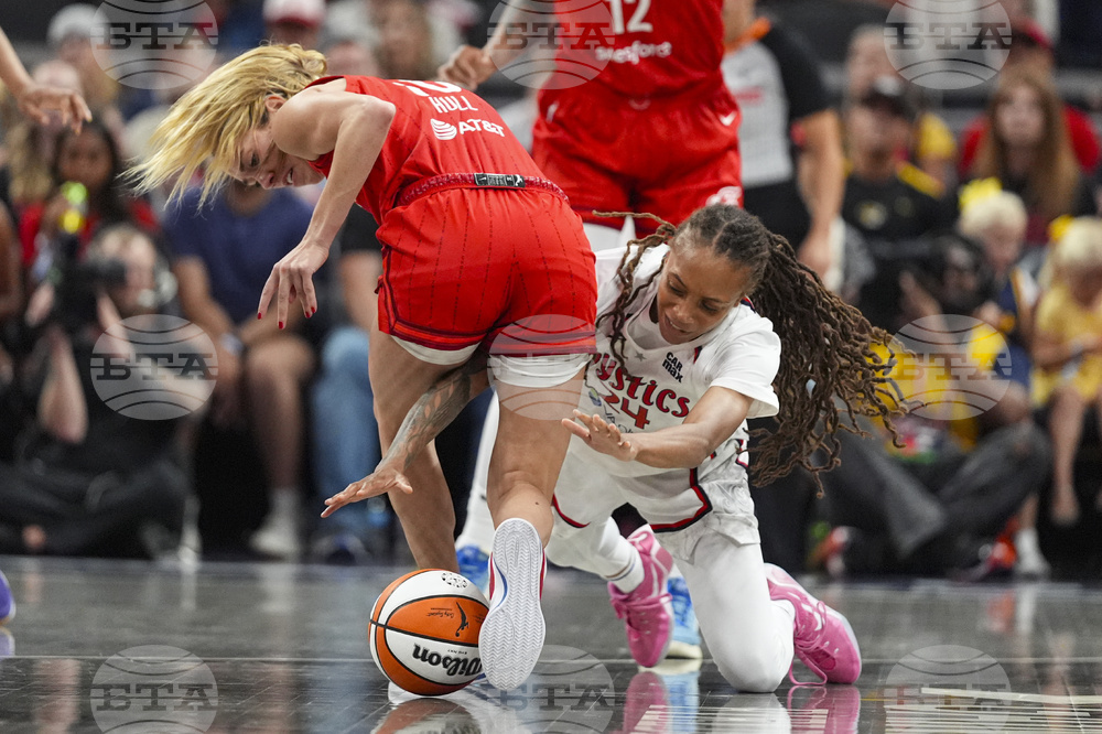 APTOPIX Mystics Fever Basketball