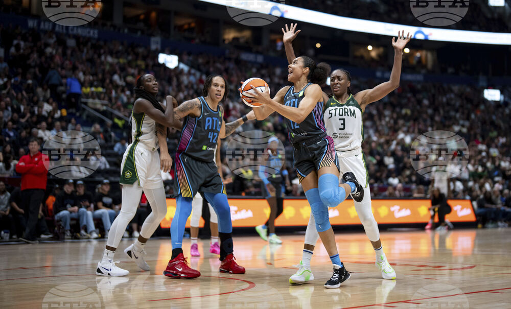 WNBA Storm Dream Basketball