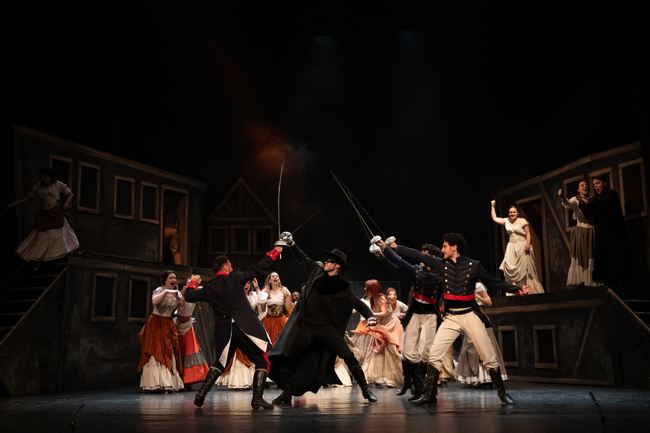 Легендата за Зоро оживява на сцената на Летния театър във Варна