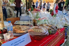 Село Пещера - фолклорен събор и кулинарна изложба